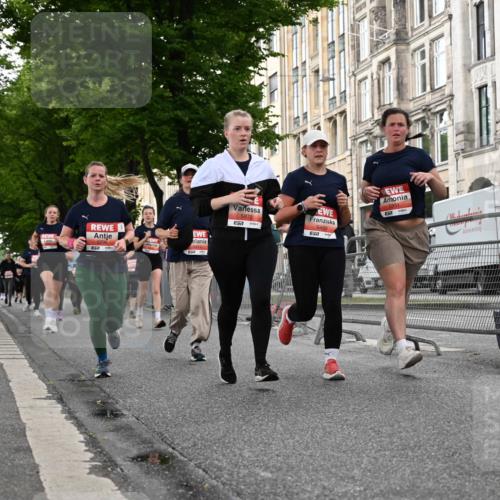 14.06.2026 - REWE Women's Run J. Mangold http://msf.ph/oto/9762253 14.06.2026 11:08:08 Ziel 5175, 5296, 5414, 5459, 5875, 5900, 5931, 5949 meine-sportfotos.de