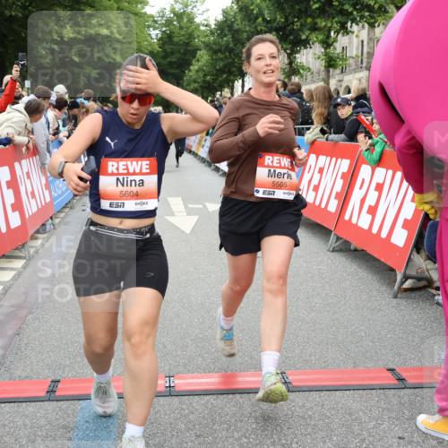 14.06.2026 - REWE Women's Run Strokosch-Dieckow http://msf.ph/oto/9762318 14.06.2026 10:58:15 Ziel 5047, 5113, 5505, 5581, 5604, 5661, 5679, 5686, 5729 meine-sportfotos.de