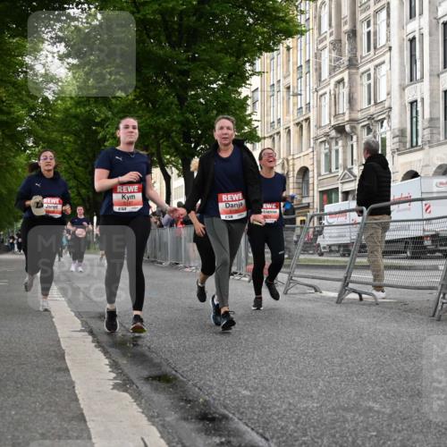 14.06.2026 - REWE Women's Run J. Mangold http://msf.ph/oto/9762346 14.06.2026 11:08:22 Ziel 5186, 5187, 5232, 5235, 5318, 5413, 5593, 5614, 5758, 5779, 6014 meine-sportfotos.de