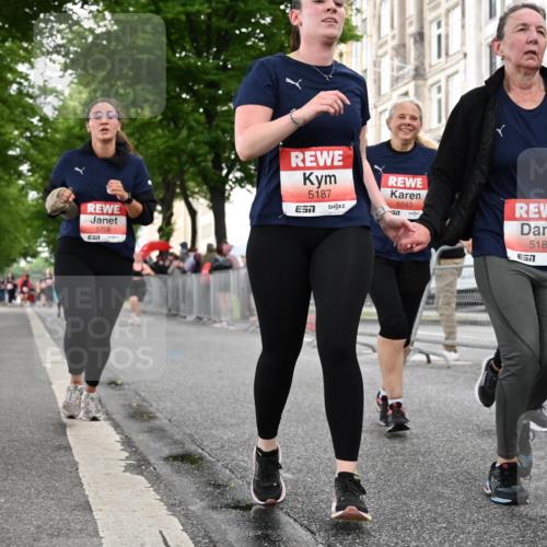 14.06.2026 - REWE Women's Run J. Mangold http://msf.ph/oto/9762365 14.06.2026 11:08:23 Ziel 5186, 5187, 5318, 5413, 5593, 5614, 5758, 5779, 6014 meine-sportfotos.de