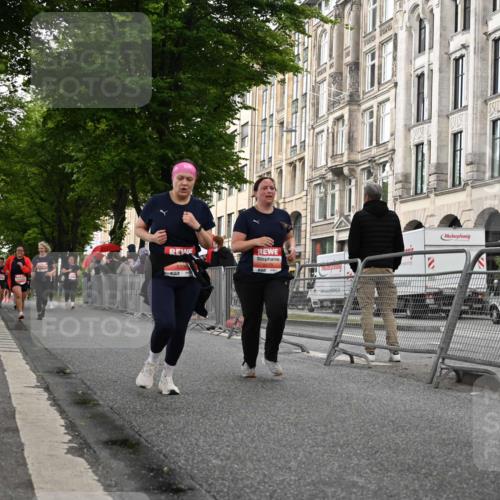14.06.2026 - REWE Women's Run J. Mangold http://msf.ph/oto/9762388 14.06.2026 11:08:36 Ziel 5073, 5271, 5338, 5947, 6039 meine-sportfotos.de