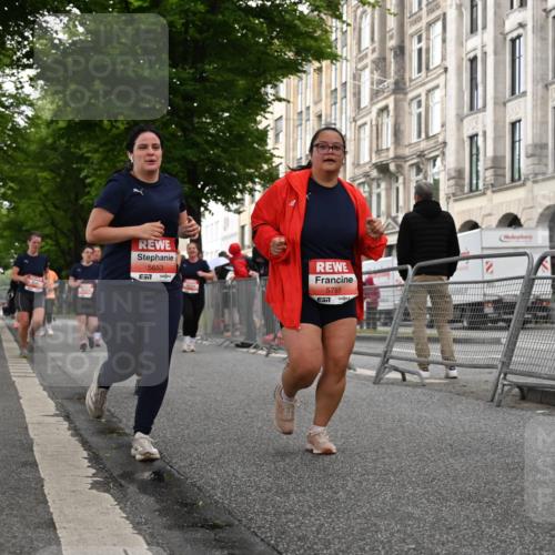 14.06.2026 - REWE Women's Run J. Mangold http://msf.ph/oto/9762412 14.06.2026 11:08:42 Ziel 5073, 5543, 5544, 5653, 5755, 5825, 5841, 5859 meine-sportfotos.de