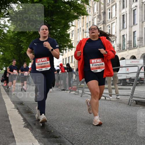 14.06.2026 - REWE Women's Run J. Mangold http://msf.ph/oto/9762414 14.06.2026 11:08:42 Ziel 5073, 5543, 5544, 5653, 5755, 5825, 5841, 5859 meine-sportfotos.de