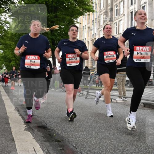 14.06.2026 - REWE Women's Run J. Mangold http://msf.ph/oto/9762475 14.06.2026 11:08:48 Ziel 5037, 5099, 5543, 5544, 5600, 5732, 5825, 5841, 5859, 5925 meine-sportfotos.de