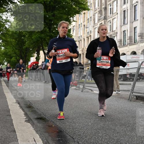 14.06.2026 - REWE Women's Run J. Mangold http://msf.ph/oto/9762497 14.06.2026 11:08:50 Ziel 5037, 5099, 5543, 5544, 5600, 5732, 5825, 5925 meine-sportfotos.de