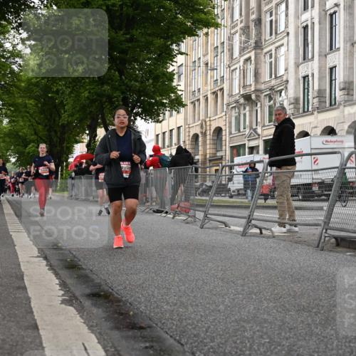 14.06.2026 - REWE Women's Run J. Mangold http://msf.ph/oto/9762518 14.06.2026 11:08:54 Ziel 5037, 5259, 5600, 5681, 5732, 5927 meine-sportfotos.de