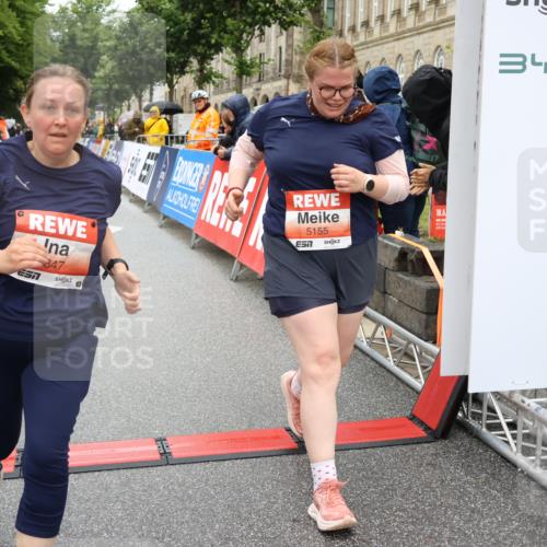 14.06.2026 - REWE Women's Run Strokosch-Dieckow http://msf.ph/oto/9762545 14.06.2026 11:13:00 Ziel 5155, 5205, 5847, 6052 meine-sportfotos.de