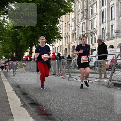 14.06.2026 - REWE Women's Run J. Mangold http://msf.ph/oto/9762546 14.06.2026 11:08:58 Ziel 5259, 5681, 5927, 5968 meine-sportfotos.de