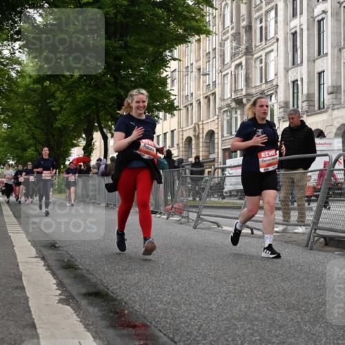 14.06.2026 - REWE Women's Run J. Mangold http://msf.ph/oto/9762549 14.06.2026 11:08:58 Ziel 5259, 5681, 5927, 5968 meine-sportfotos.de