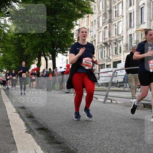 14.06.2026 - REWE Women's Run J. Mangold http://msf.ph/oto/9762556 14.06.2026 11:08:59 Ziel 5259, 5681, 5927, 5968 meine-sportfotos.de