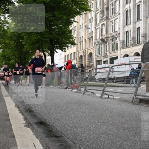 14.06.2026 - REWE Women's Run J. Mangold http://msf.ph/oto/9762574 14.06.2026 11:09:01 Ziel 5259, 5681, 5927, 5968 meine-sportfotos.de