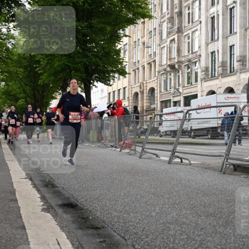 14.06.2026 - REWE Women's Run J. Mangold http://msf.ph/oto/9762580 14.06.2026 11:09:02 Ziel 5279, 5681, 5927, 5968, 5981 meine-sportfotos.de