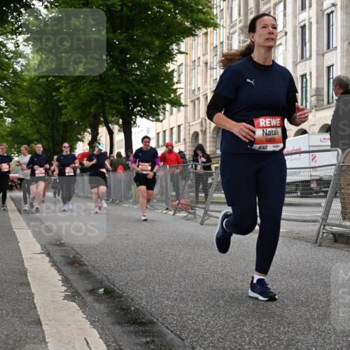 14.06.2026 - REWE Women's Run J. Mangold http://msf.ph/oto/9762596 14.06.2026 11:09:04 Ziel 5279, 5681, 5761, 5762, 5836, 5927, 5968, 5981, 5987 meine-sportfotos.de
