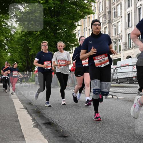 14.06.2026 - REWE Women's Run J. Mangold http://msf.ph/oto/9762631 14.06.2026 11:09:08 Ziel 5279, 5549, 5576, 5761, 5762, 5836, 5854, 5968, 5981, 5987 meine-sportfotos.de