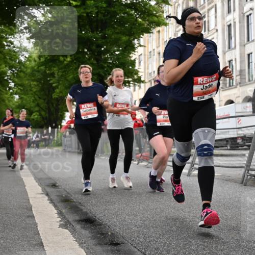 14.06.2026 - REWE Women's Run J. Mangold http://msf.ph/oto/9762633 14.06.2026 11:09:09 Ziel 5279, 5406, 5549, 5576, 5761, 5762, 5836, 5854, 5981, 5987 meine-sportfotos.de