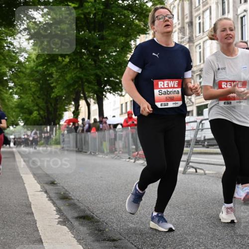 14.06.2026 - REWE Women's Run J. Mangold http://msf.ph/oto/9762648 14.06.2026 11:09:10 Ziel 5279, 5406, 5549, 5576, 5761, 5762, 5836, 5854, 5981, 5987 meine-sportfotos.de