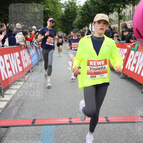 14.06.2026 - REWE Women's Run Strokosch-Dieckow http://msf.ph/oto/9762660 14.06.2026 10:58:10 Ziel 5047, 5132, 5581, 5604, 5661, 5686, 5729 meine-sportfotos.de