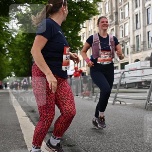 14.06.2026 - REWE Women's Run J. Mangold http://msf.ph/oto/9762668 14.06.2026 11:09:13 Ziel 5406, 5549, 5576, 5761, 5762, 5836, 5854, 5987 meine-sportfotos.de