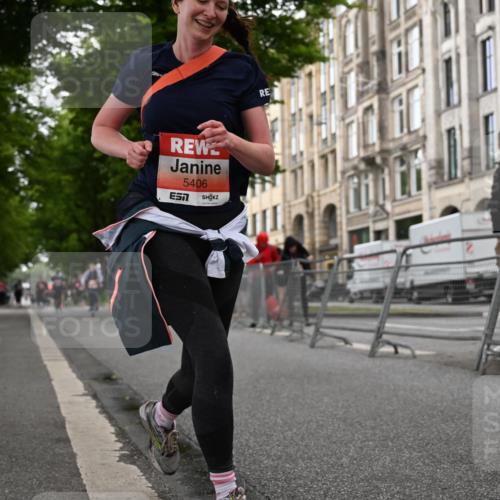 14.06.2026 - REWE Women's Run J. Mangold http://msf.ph/oto/9762680 14.06.2026 11:09:15 Ziel 5406, 5549, 5576, 5854 meine-sportfotos.de