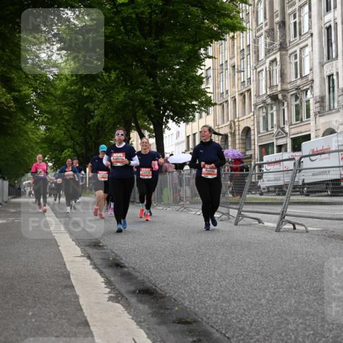 14.06.2026 - REWE Women's Run J. Mangold http://msf.ph/oto/9762733 14.06.2026 11:09:29 Ziel 5197, 5246, 5278, 5465, 5472, 5559, 5770, 5855, 5902, 5926 meine-sportfotos.de