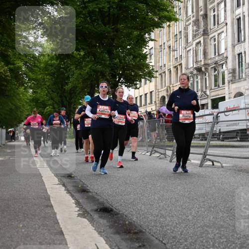 14.06.2026 - REWE Women's Run J. Mangold http://msf.ph/oto/9762741 14.06.2026 11:09:30 Ziel 5060, 5061, 5063, 5145, 5197, 5246, 5278, 5465, 5472, 5559, 5770, 5855, 5902, 5926 meine-sportfotos.de