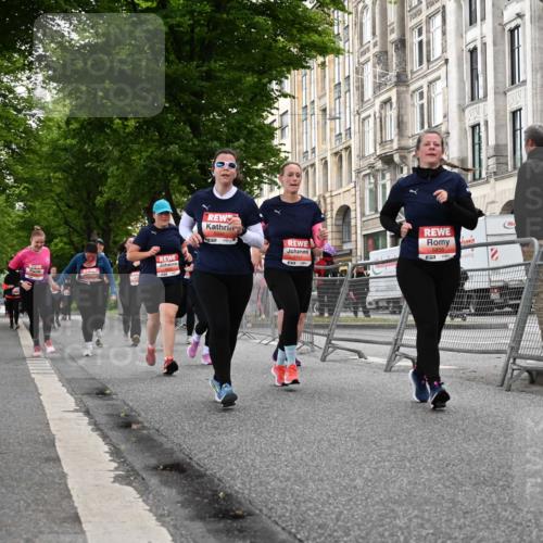 14.06.2026 - REWE Women's Run J. Mangold http://msf.ph/oto/9762752 14.06.2026 11:09:31 Ziel 5060, 5061, 5063, 5145, 5197, 5246, 5278, 5465, 5472, 5559, 5770, 5855, 5902, 5926 meine-sportfotos.de
