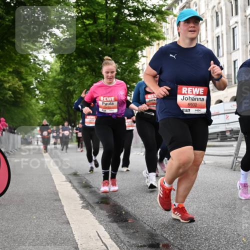 14.06.2026 - REWE Women's Run J. Mangold http://msf.ph/oto/9762785 14.06.2026 11:09:34 Ziel 5060, 5061, 5063, 5145, 5197, 5246, 5472, 5559, 5770, 5855, 5902, 5926 meine-sportfotos.de