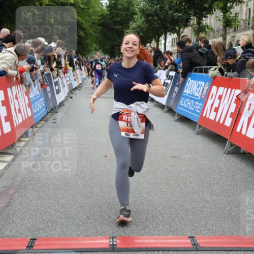 14.06.2026 - REWE Women's Run Strokosch-Dieckow http://msf.ph/oto/9762889 14.06.2026 10:58:02 Ziel 5132 meine-sportfotos.de