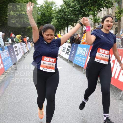 14.06.2026 - REWE Women's Run Strokosch-Dieckow http://msf.ph/oto/9763134 14.06.2026 11:12:11 Ziel 5159, 5215, 5362, 5400, 5401, 5922 meine-sportfotos.de