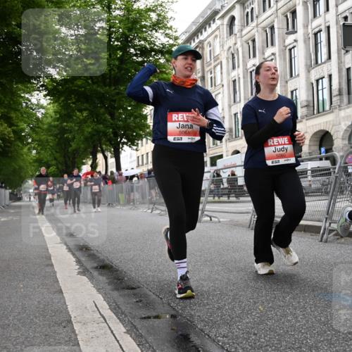 14.06.2026 - REWE Women's Run J. Mangold http://msf.ph/oto/9763252 14.06.2026 11:09:36 Ziel 5060, 5061, 5063, 5145, 5197, 5246, 5472, 5559, 5770, 5855, 5902, 5926 meine-sportfotos.de