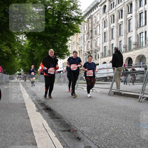 14.06.2026 - REWE Women's Run J. Mangold http://msf.ph/oto/9763258 14.06.2026 11:09:41 Ziel 5375, 5533, 5937, 5938, 5974, 5996 meine-sportfotos.de