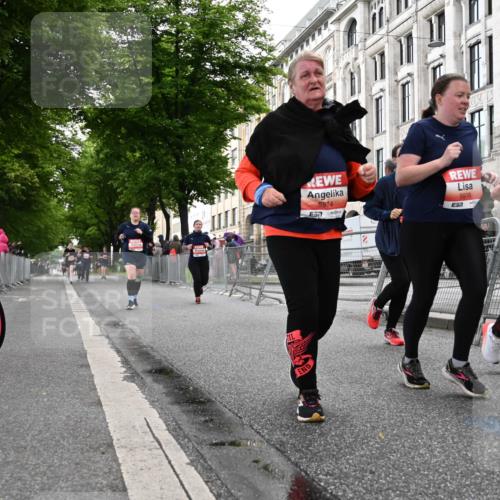14.06.2026 - REWE Women's Run J. Mangold http://msf.ph/oto/9763280 14.06.2026 11:09:43 Ziel 5375, 5533, 5937, 5938, 5974, 5996 meine-sportfotos.de
