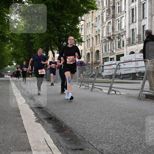 14.06.2026 - REWE Women's Run J. Mangold http://msf.ph/oto/9763310 14.06.2026 11:09:52 Ziel 5211, 5301, 5698 meine-sportfotos.de