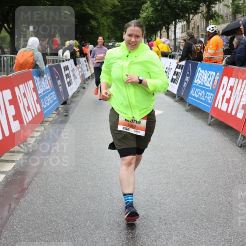 14.06.2026 - REWE Women's Run Strokosch-Dieckow http://msf.ph/oto/9763332 14.06.2026 11:12:04 Ziel 5080, 5081, 5082, 5265, 5362, 5401, 5730 meine-sportfotos.de