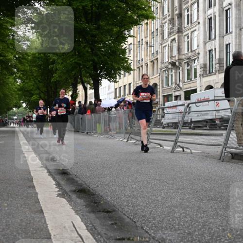 14.06.2026 - REWE Women's Run J. Mangold http://msf.ph/oto/9763352 14.06.2026 11:09:56 Ziel 5211, 5240, 5301, 5698, 5787, 5788, 5961 meine-sportfotos.de