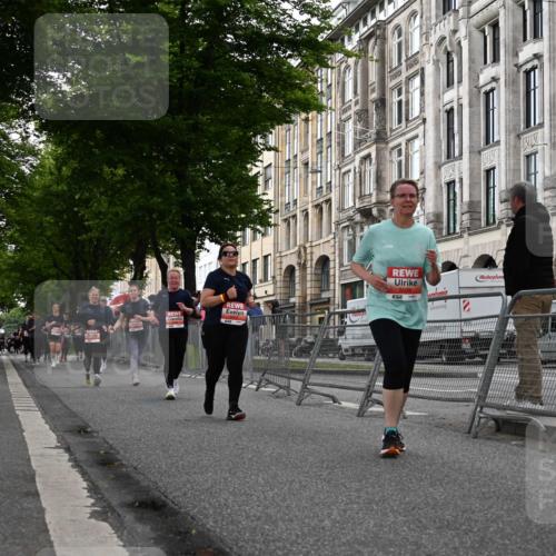 14.06.2026 - REWE Women's Run J. Mangold http://msf.ph/oto/9763417 14.06.2026 11:10:16 Ziel 5005, 5028, 5236, 5724 meine-sportfotos.de