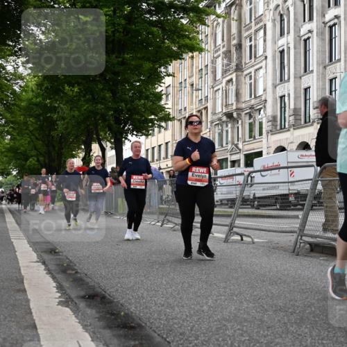 14.06.2026 - REWE Women's Run J. Mangold http://msf.ph/oto/9763428 14.06.2026 11:10:18 Ziel 5005, 5028, 5236, 5724, 5830, 5831 meine-sportfotos.de
