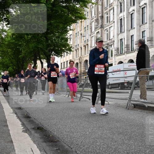 14.06.2026 - REWE Women's Run J. Mangold http://msf.ph/oto/9763495 14.06.2026 11:10:25 Ziel 5120, 5123, 5124, 5125, 5126, 5127, 5316, 5724, 5763, 5830, 5831 meine-sportfotos.de