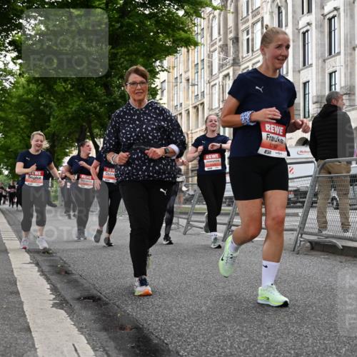14.06.2026 - REWE Women's Run J. Mangold http://msf.ph/oto/9763543 14.06.2026 11:10:29 Ziel 5120, 5123, 5124, 5125, 5126, 5127, 5254, 5316, 5763 meine-sportfotos.de