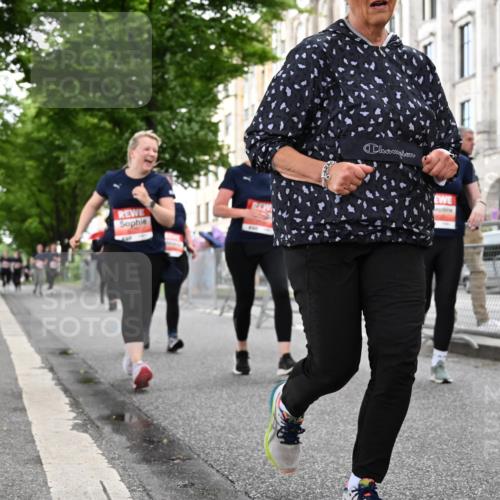 14.06.2026 - REWE Women's Run J. Mangold http://msf.ph/oto/9763561 14.06.2026 11:10:30 Ziel 5120, 5123, 5124, 5125, 5126, 5127, 5254, 5316, 5763, 5879 meine-sportfotos.de