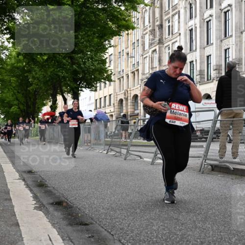 14.06.2026 - REWE Women's Run J. Mangold http://msf.ph/oto/9763588 14.06.2026 11:10:32 Ziel 5120, 5123, 5124, 5125, 5126, 5127, 5254, 5606, 5763, 5879 meine-sportfotos.de