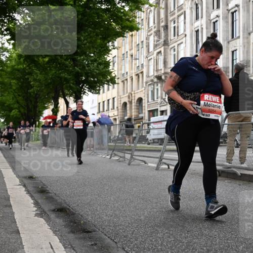 14.06.2026 - REWE Women's Run J. Mangold http://msf.ph/oto/9763590 14.06.2026 11:10:32 Ziel 5120, 5123, 5124, 5125, 5126, 5127, 5254, 5606, 5763, 5879 meine-sportfotos.de