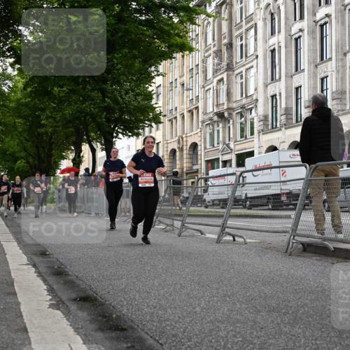 14.06.2026 - REWE Women's Run J. Mangold http://msf.ph/oto/9763603 14.06.2026 11:10:33 Ziel 5123, 5124, 5125, 5126, 5127, 5254, 5606, 5763, 5879 meine-sportfotos.de