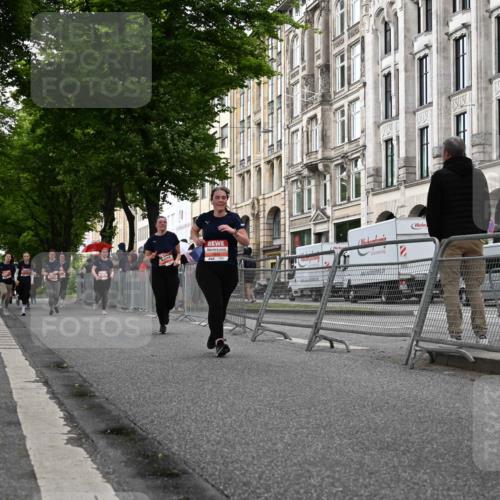 14.06.2026 - REWE Women's Run J. Mangold http://msf.ph/oto/9763605 14.06.2026 11:10:34 Ziel 5123, 5124, 5125, 5126, 5127, 5254, 5554, 5606, 5763, 5879, 5915 meine-sportfotos.de