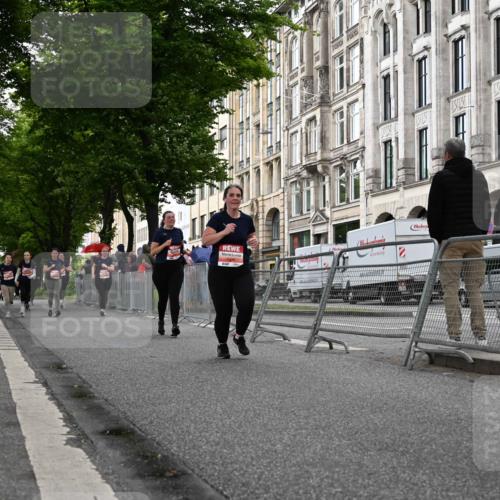14.06.2026 - REWE Women's Run J. Mangold http://msf.ph/oto/9763607 14.06.2026 11:10:34 Ziel 5123, 5124, 5125, 5126, 5127, 5254, 5554, 5606, 5763, 5879, 5915 meine-sportfotos.de