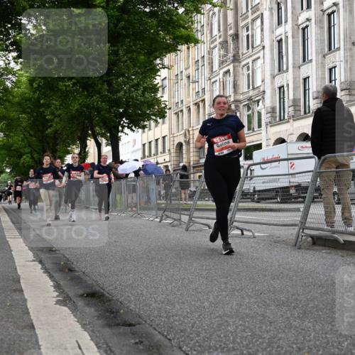 14.06.2026 - REWE Women's Run J. Mangold http://msf.ph/oto/9763610 14.06.2026 11:10:37 Ziel 5254, 5554, 5606, 5617, 5879, 5915 meine-sportfotos.de
