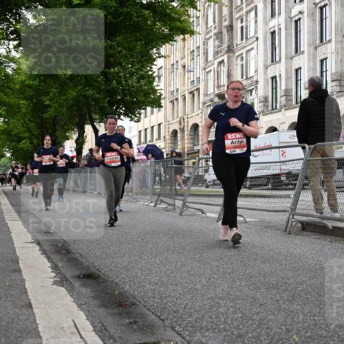 14.06.2026 - REWE Women's Run J. Mangold http://msf.ph/oto/9763654 14.06.2026 11:10:41 Ziel 5136, 5554, 5575, 5606, 5617, 5915 meine-sportfotos.de