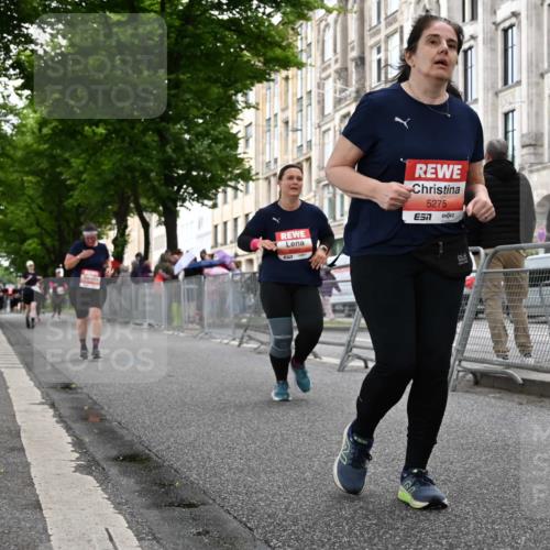 14.06.2026 - REWE Women's Run J. Mangold http://msf.ph/oto/9763728 14.06.2026 11:10:47 Ziel 5136, 5275, 5348, 5575, 5617, 6027 meine-sportfotos.de