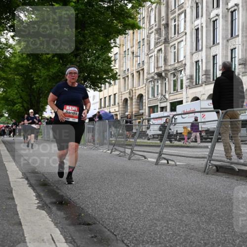 14.06.2026 - REWE Women's Run J. Mangold http://msf.ph/oto/9763744 14.06.2026 11:10:50 Ziel 5136, 5275, 5348, 5575, 6027 meine-sportfotos.de