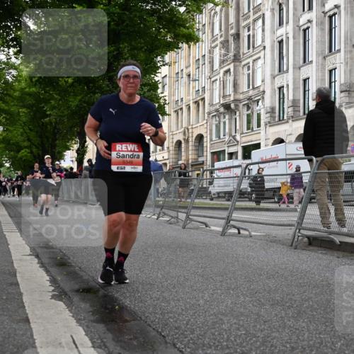 14.06.2026 - REWE Women's Run J. Mangold http://msf.ph/oto/9763763 14.06.2026 11:10:51 Ziel 5275, 5348, 6027 meine-sportfotos.de